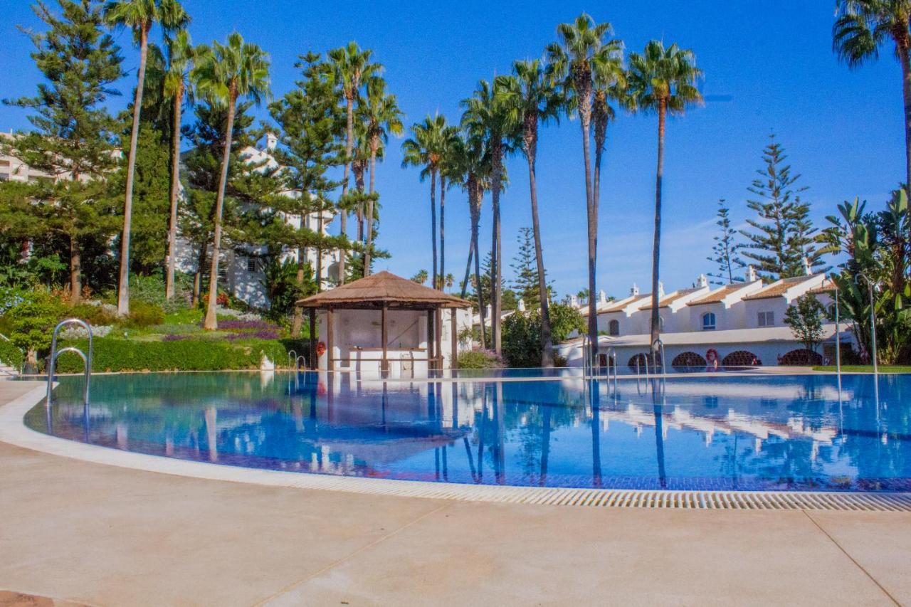 Benalgolf Lovely Apartment In Benalmadena With Sea Views, Excellent Wifi Connection, Private Backyard With Bbq Экстерьер фото