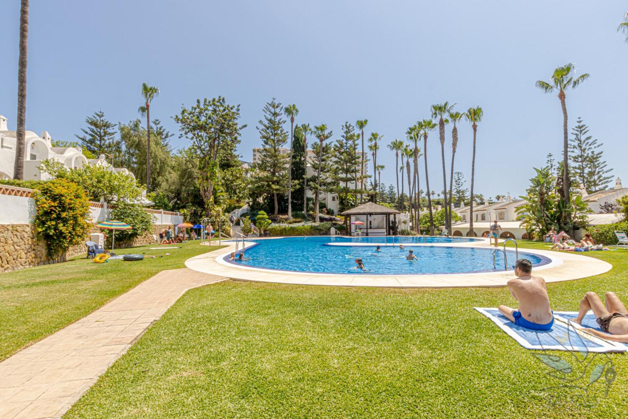 Benalgolf Lovely Apartment In Benalmadena With Sea Views, Excellent Wifi Connection, Private Backyard With Bbq Экстерьер фото