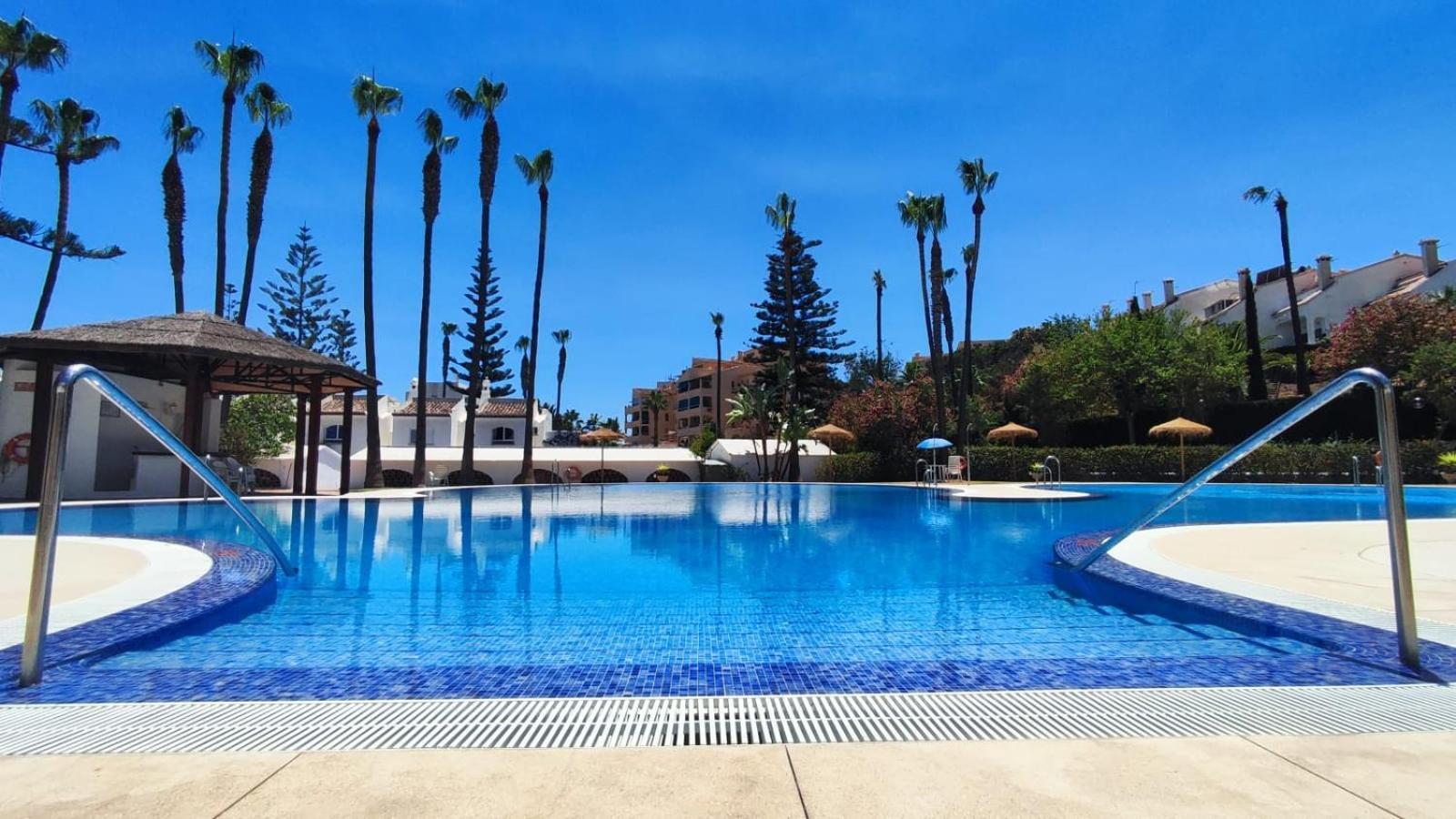 Benalgolf Lovely Apartment In Benalmadena With Sea Views, Excellent Wifi Connection, Private Backyard With Bbq Экстерьер фото