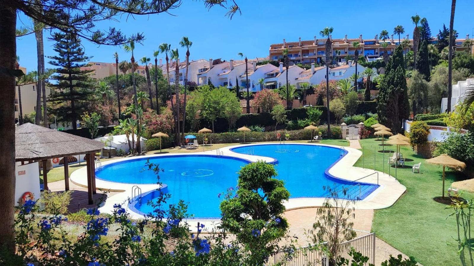 Benalgolf Lovely Apartment In Benalmadena With Sea Views, Excellent Wifi Connection, Private Backyard With Bbq Экстерьер фото